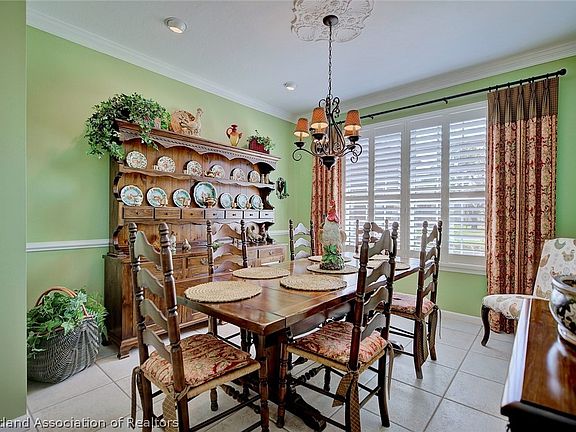 5th image of 3421 E Glen Eagles Dr