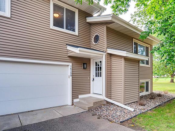 2nd image of 16159 Flagstaff Ct S
