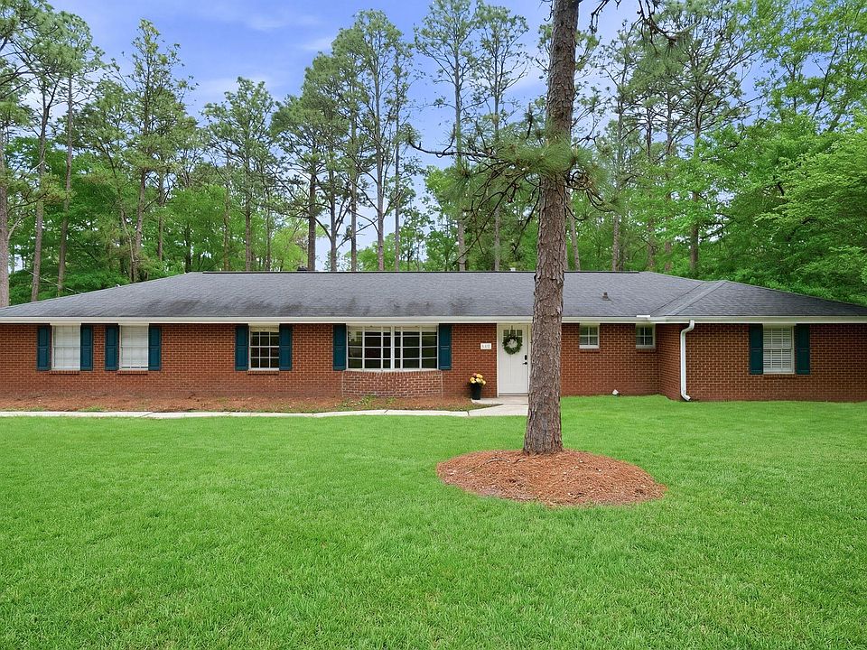 1st image of 108 Parkwood Dr