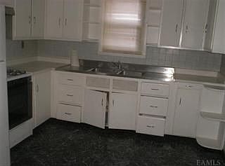 4th image of 115 Hale Ave
