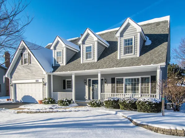 1111 Saratoga Ct, Naperville, IL 60564