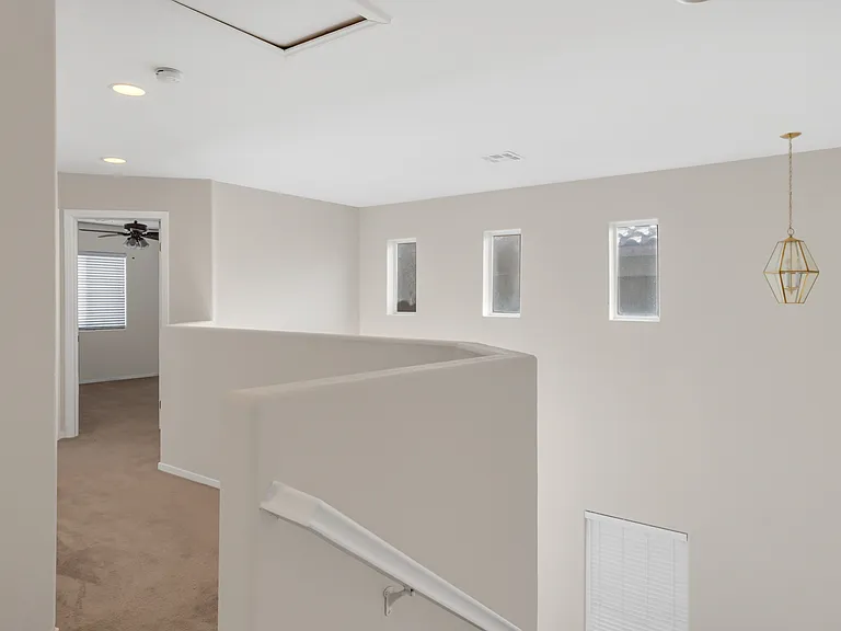 6423 Alderlyn Ave — Photo 9