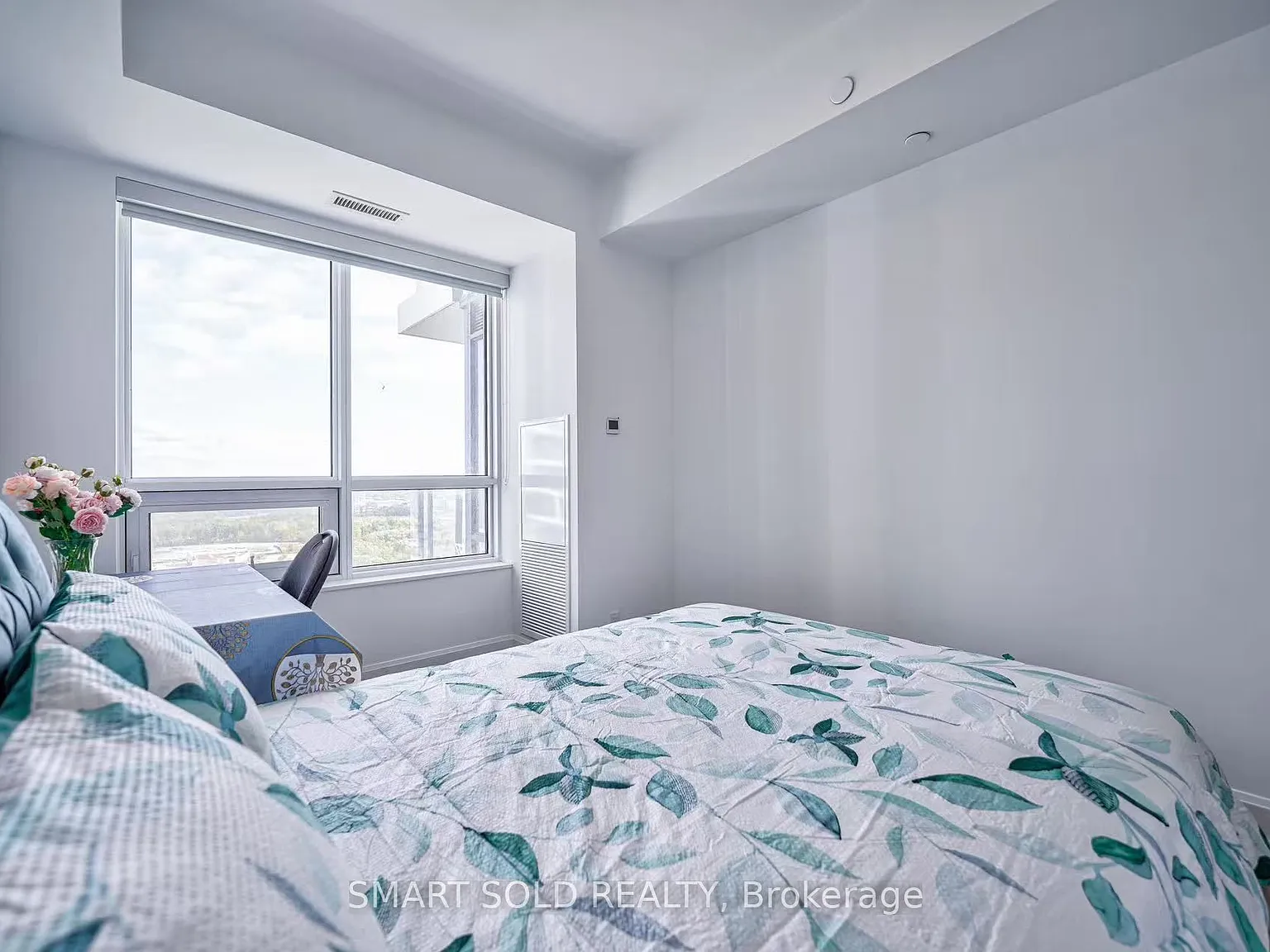 1 bed, $2,000 — Photo 4
