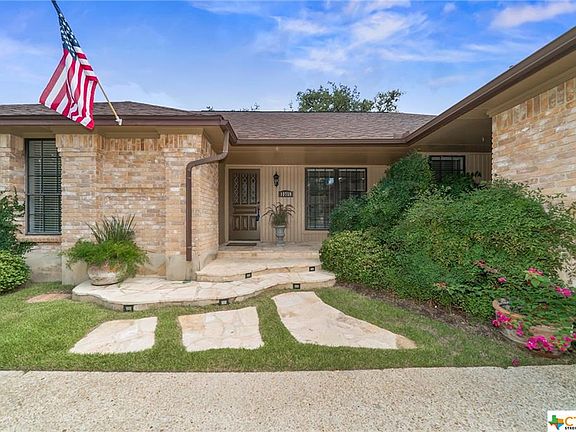 2nd image of 19759 Encino Way