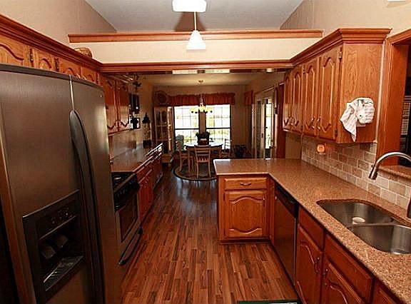5th image of 113 Monday Haus Ln