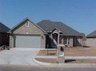 1501 Jordan Dr, Moore, OK 73160