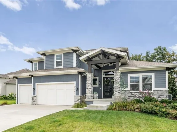 12377 S Hastings St, Olathe, KS 66061
