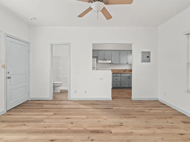 526 Magnolia Avenue — Photo 5
