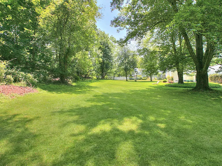5 Guyer Rd — Photo 28