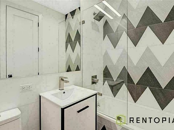 5th image of 144 N 11th St #112