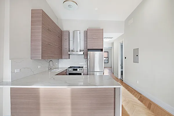 Rented by Compass | media 3