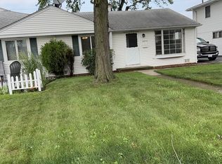4571 W 88th Pl, Oak Lawn, IL