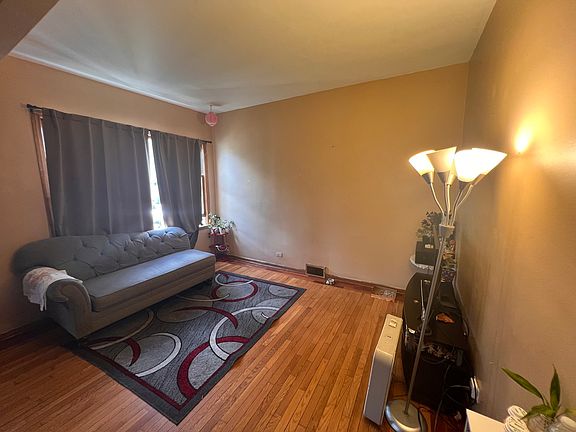 3rd image of 2207 N Lawndale Ave