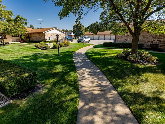 4th image of 6725 N Wentward Ct
