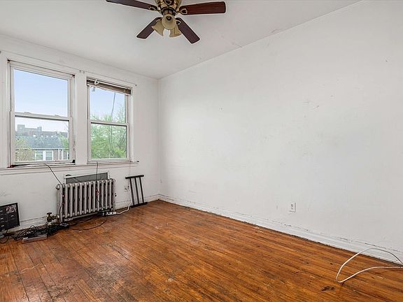 3rd image of 3123 56th St