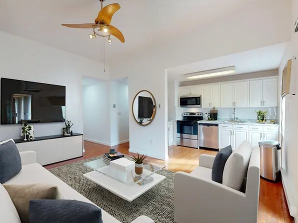 72-74 Chelsea St #9, Boston, MA 02128