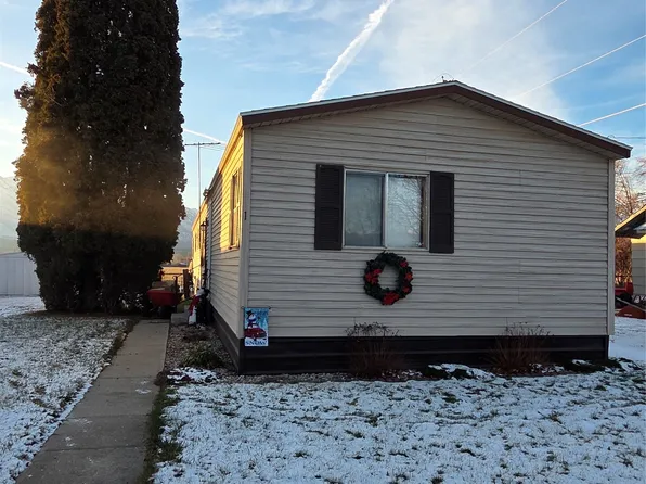 737 Curdys Cove Loop Trailer 1, Hamilton, MT 59840