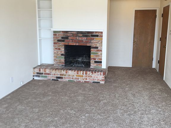 5th image of 130 Grand View Ave #2