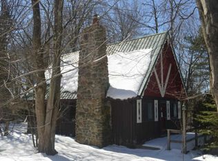 102 Acorn Ln, Blakeslee, PA 18610