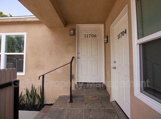 11706 Albers St, Valley Village, CA 91607