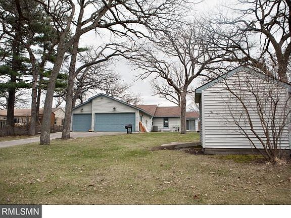 2nd image of 7010 Lake Shore Dr