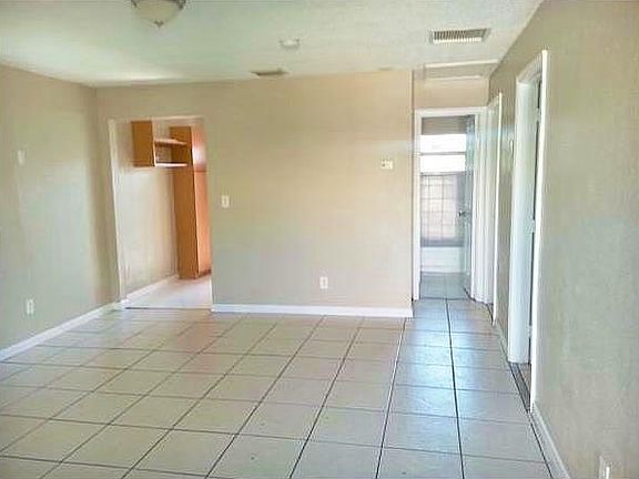 4th image of 2780 NW 14th Ct #2