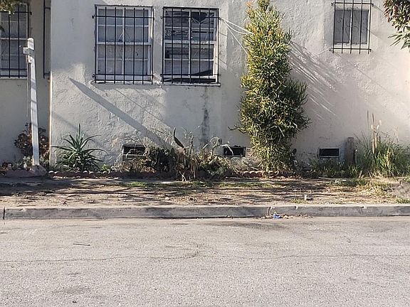 5th image of 165 N Avenue 18