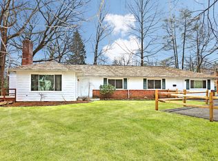 1635 Winfield Ave, Mamaroneck, NY 10543