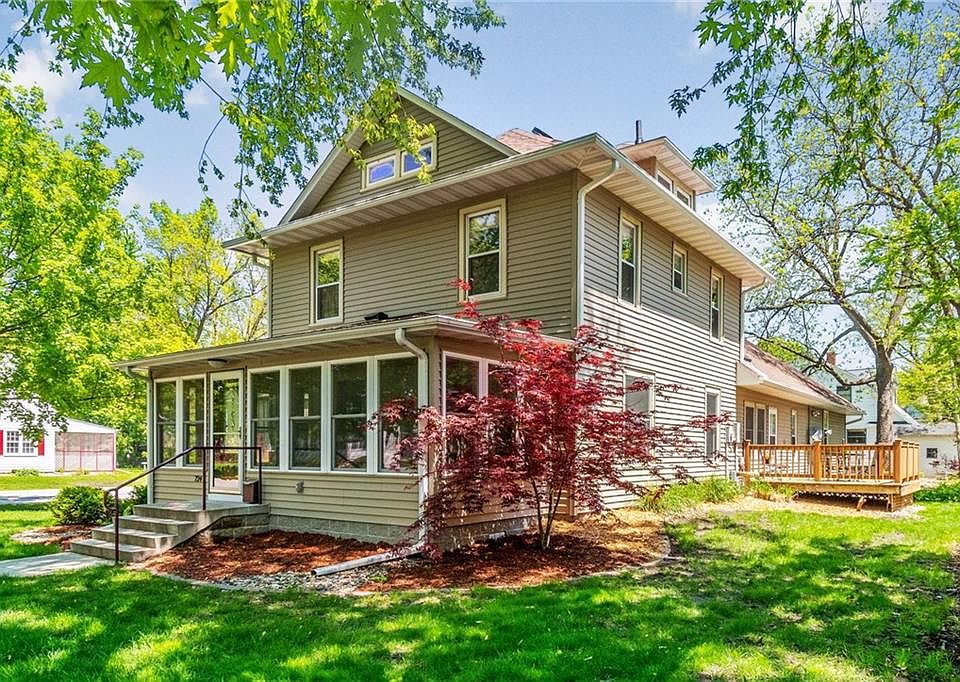 1st image of 724 Hodge Ave