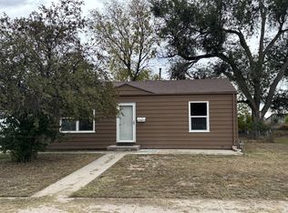 522 Charlotte Dr, Sidney, NE 69162