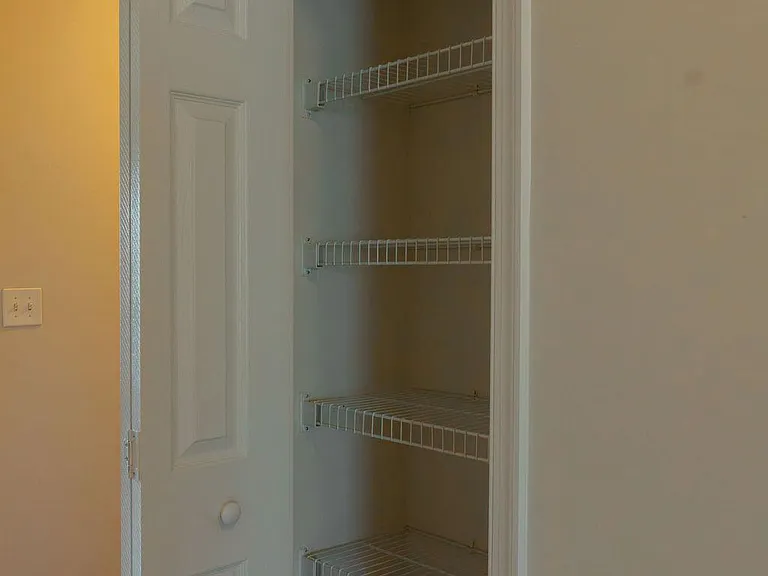 9836 Plaza View Way — Photo 32