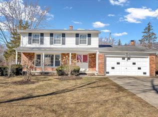 30840 Northgate Dr, Southfield, MI