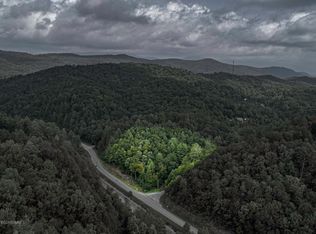 471 Blair Rd, Harriman, TN 37748