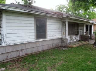 958 Oakstone St, Houston, TX 77015