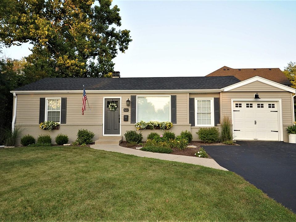 1st image of 582 S Brewster Ave