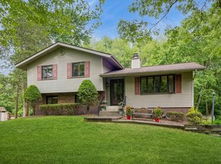 29 Sachson Pl, Wappingers Falls, NY 12590