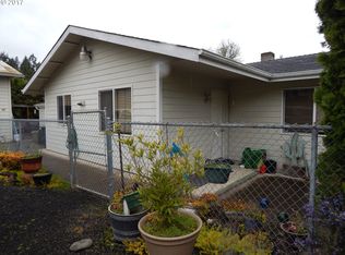 249 Pike St, Glide, OR 97443