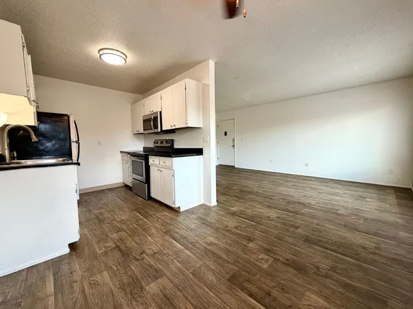 4129 SE Cesar E Chavez Blvd, Portland, OR