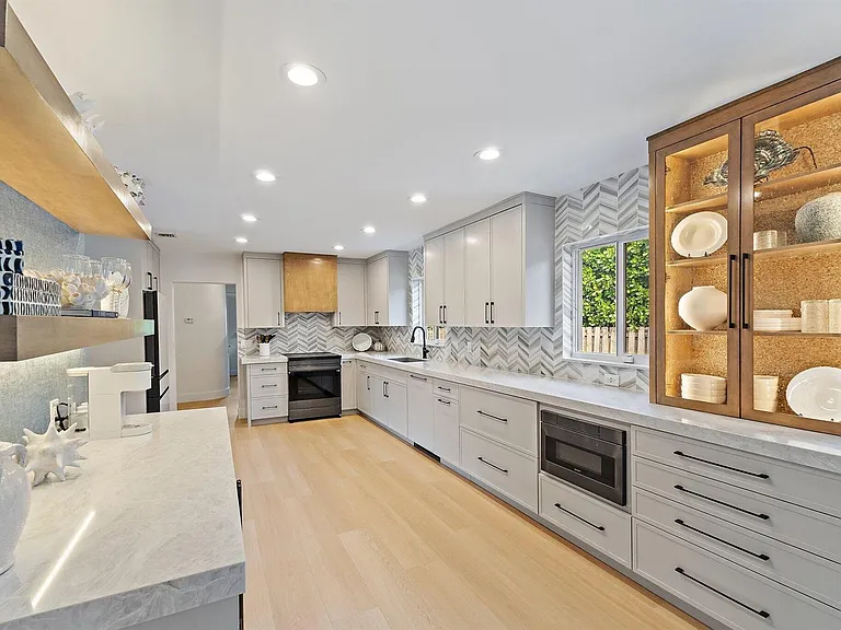 4300 Washington Rd — Photo 8