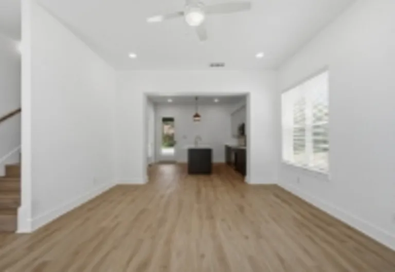 3323 S University Dr — Photo 6
