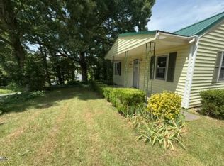 568 Daniel St, Henderson, NC 27536