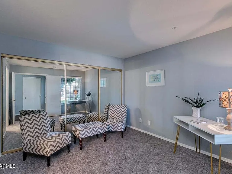 1333 E Morten Ave #140 — Photo 18