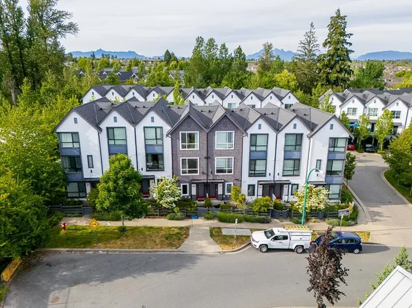 19159 Watkins Dr #40, Surrey, BC V4N 6P7