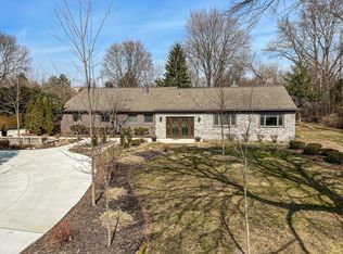 2818 Hylane Dr, Troy, MI