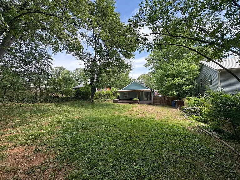 10 Spring Dr — Photo 18