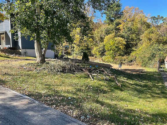 2nd image of 7013 Randolph Dr