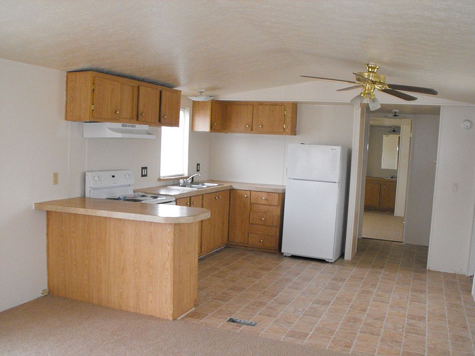 1st image of 810 N 8th St Trailer 8