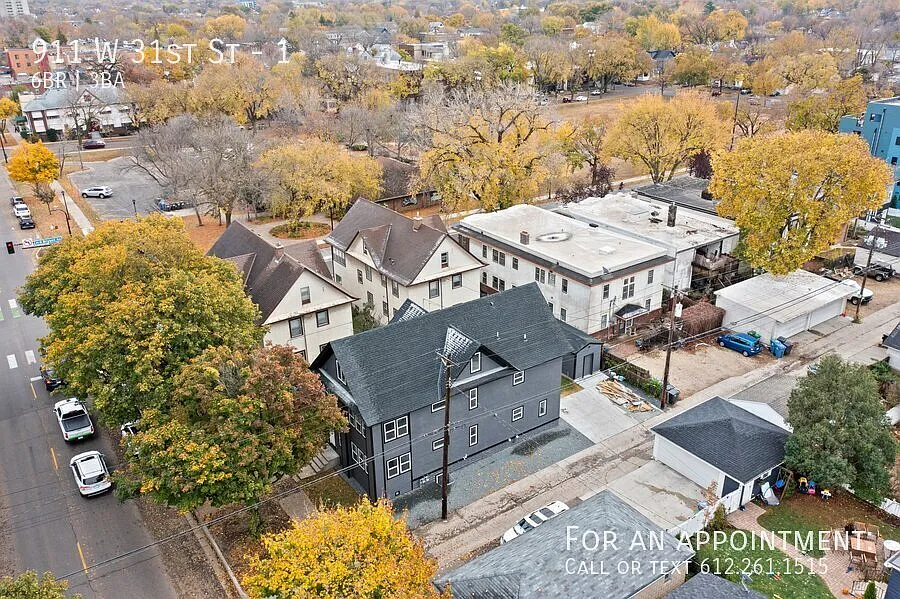 6 bed, 2200 sqft, $3,495 — Photo 3