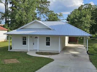 223 3rd Ave NW, Arab, AL 35016