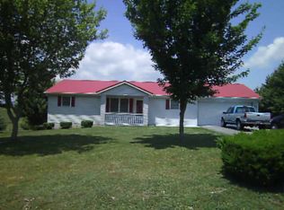 326 Whispering Pines Rd, Max Meadows, VA 24360